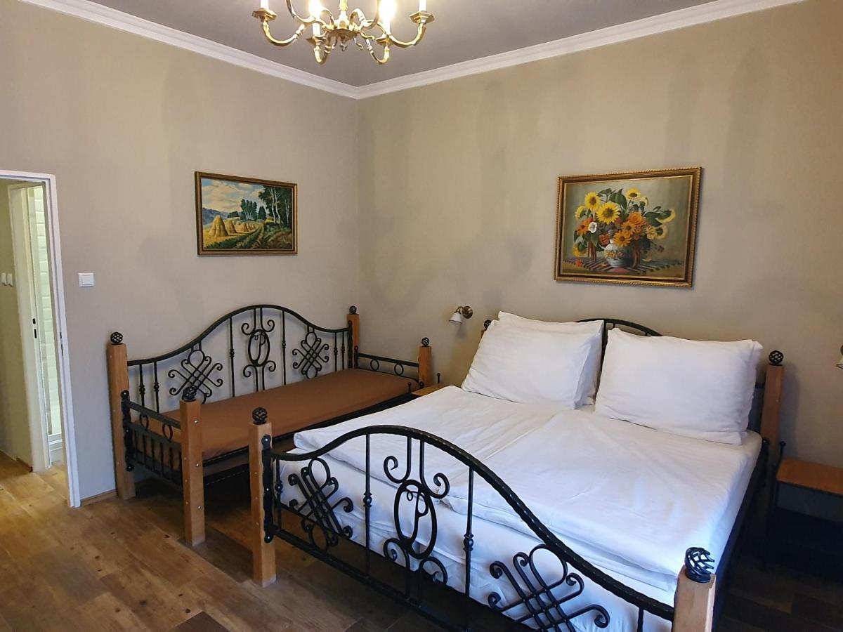 Lesni Hotel Perslak Nová Bystřice الغرفة الصورة