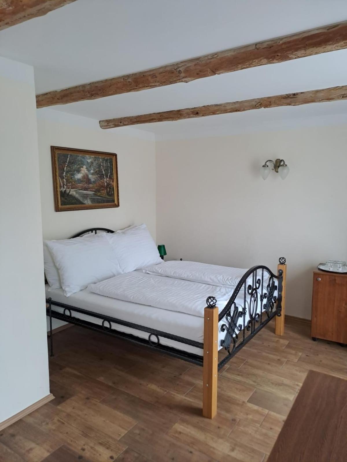 Lesni Hotel Perslak Nová Bystřice المظهر الخارجي الصورة